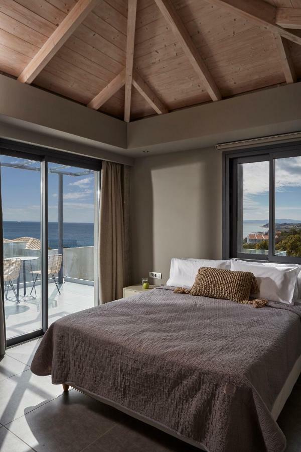 Villa Sea Front Spathíon Exterior foto